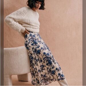 Sézane Dune Cream Pleated Skirt with Blue Flowers NWT 34